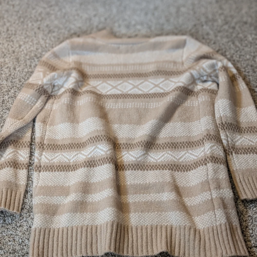 5/$20 Maurice's Cardigan